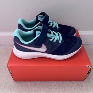 NWT - Nike Star Runner 2, Little Kids 1